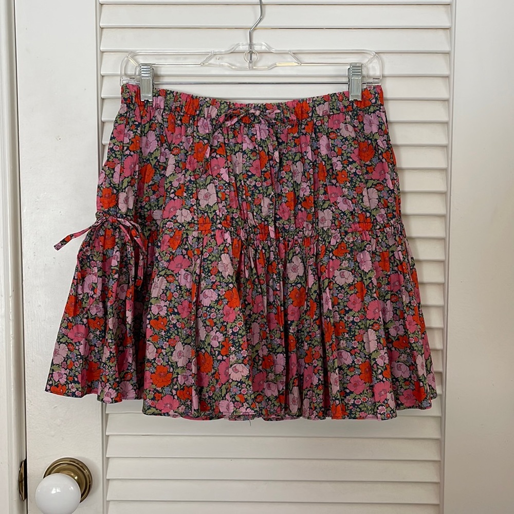 Floral tiered skirt with side tie